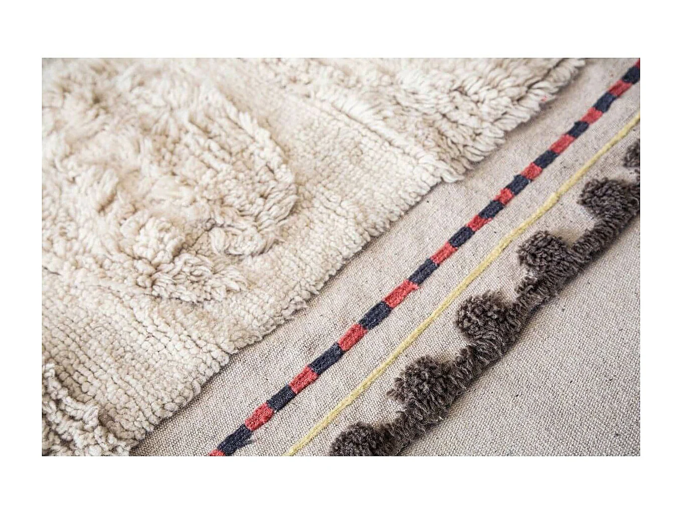 Tapis rectangle en laine ethnique lavable en machine crème Bahari Rectangulaire Design Fai