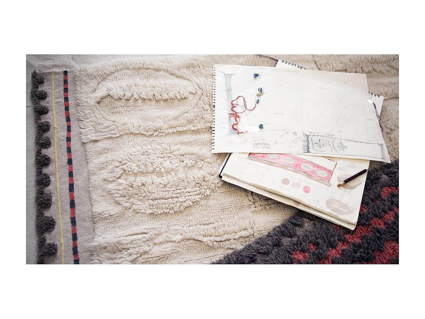 Tapis rectangle en laine ethnique lavable en machine crème Bahari Rectangulaire Design Fai