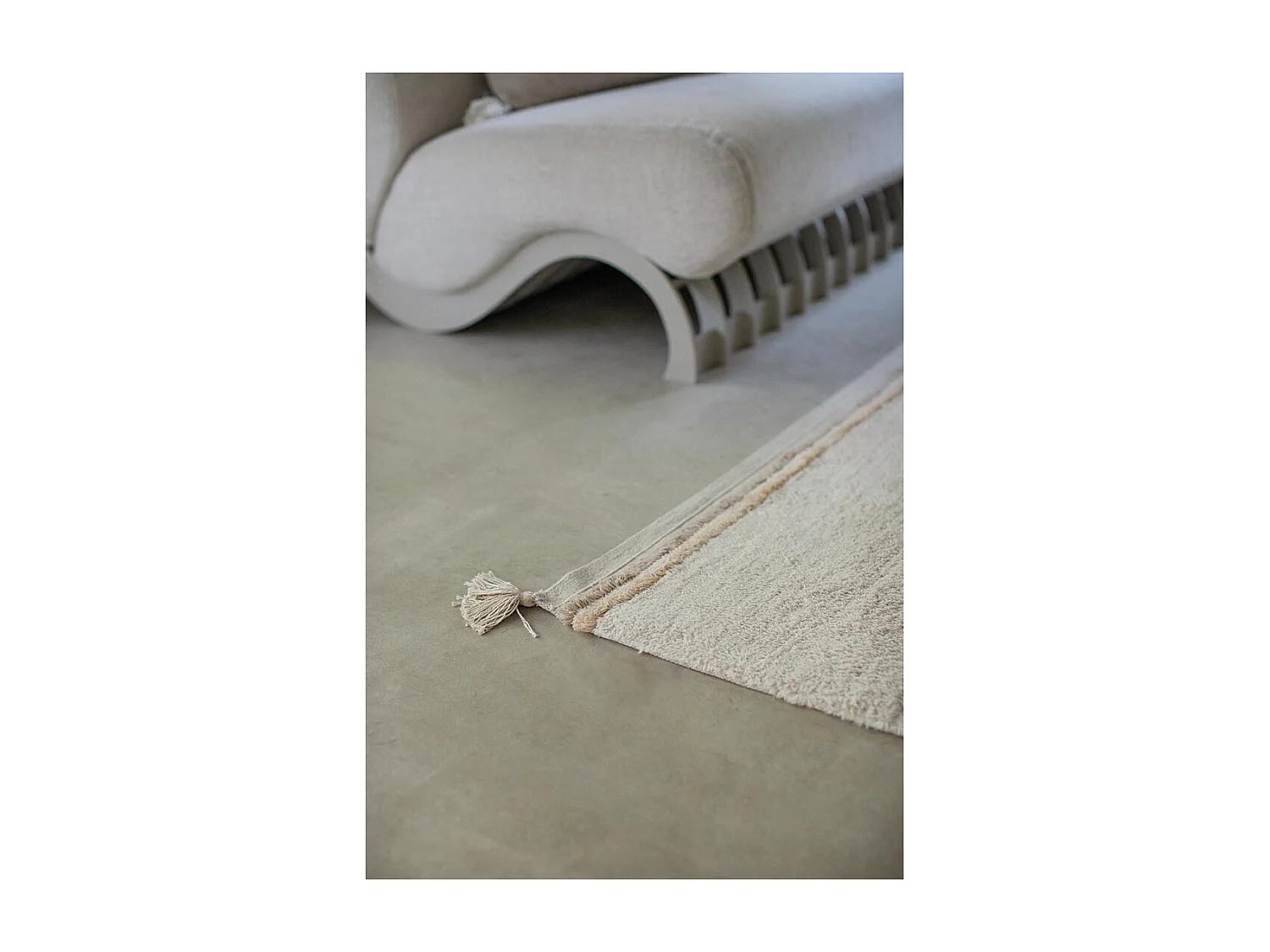 Tapis avec pompons lavable en machine design Bloom Rectangulaire Design Fait main Tapis la