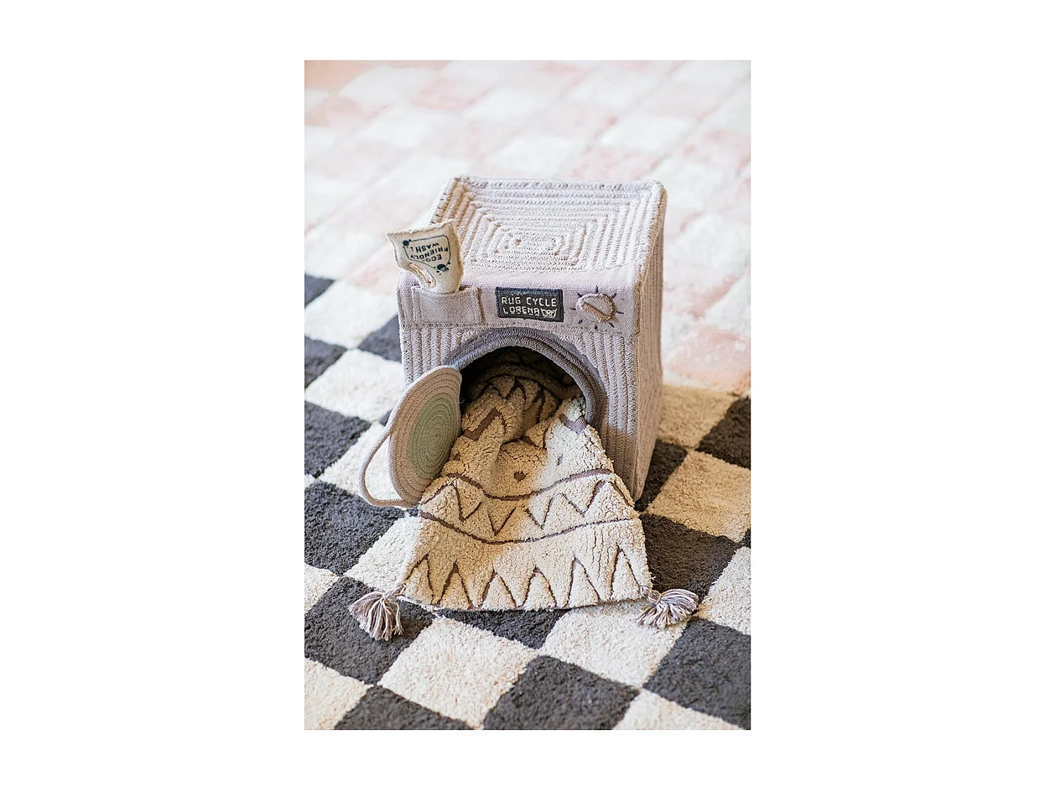 Alfombra ajedrez gris oscuro y beige 120 x 160 cm