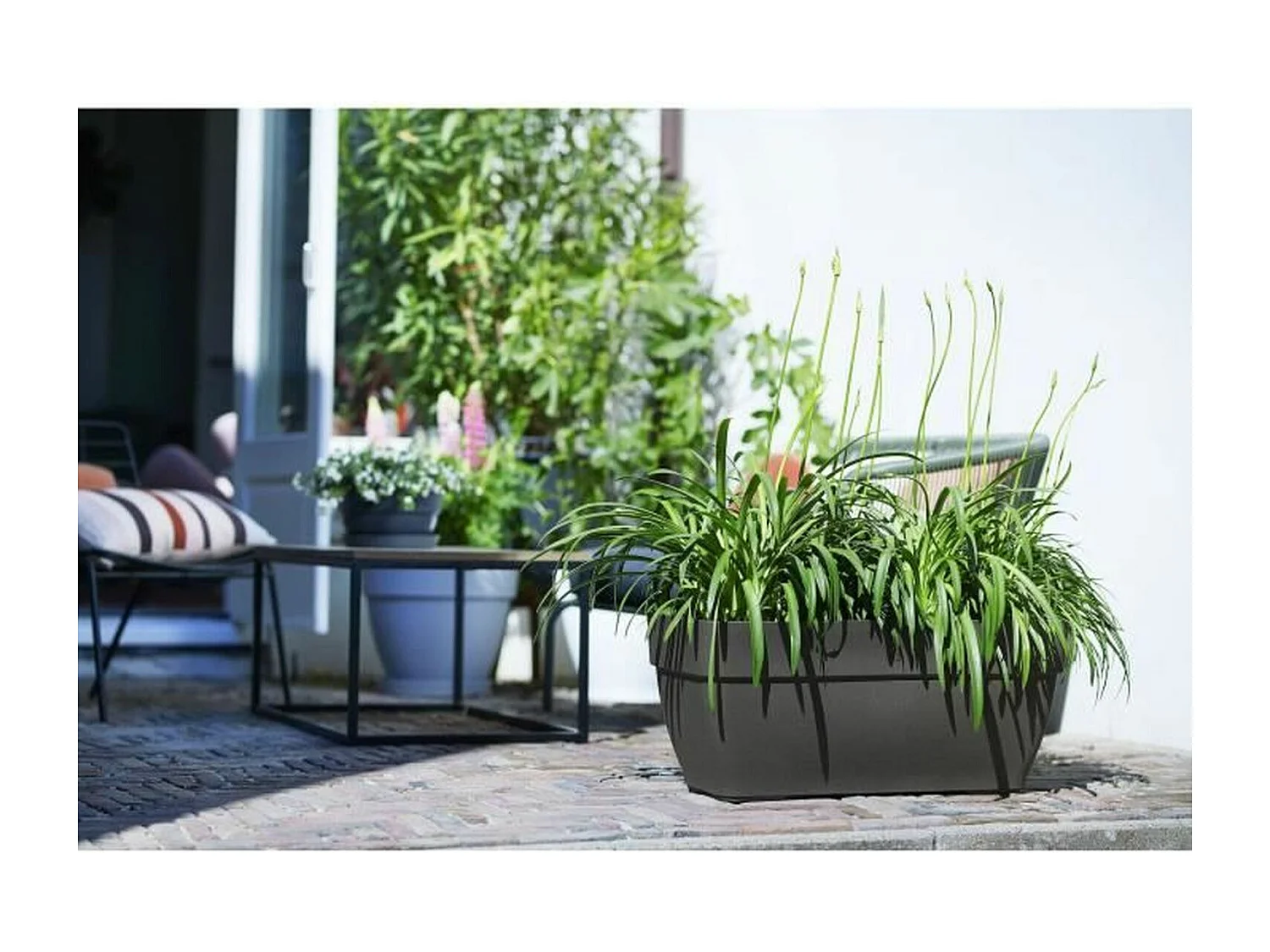 Vibia Campana Terrasse 80 Blumenkasten – Schwarz – 77 x B 35 x 33 cm