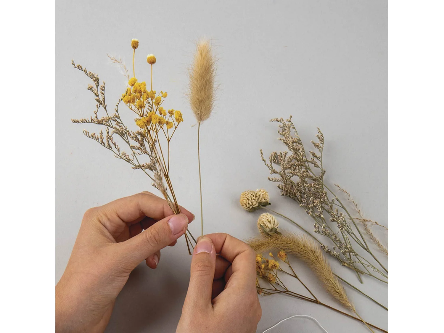 Kit cadre en bois avec fleurs séchées