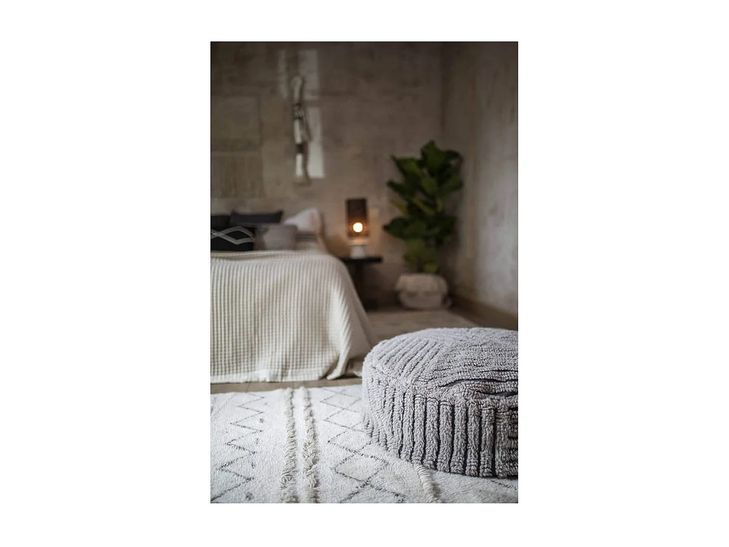 Alfombra bohemia beige con dibujos 140 x 200 cm