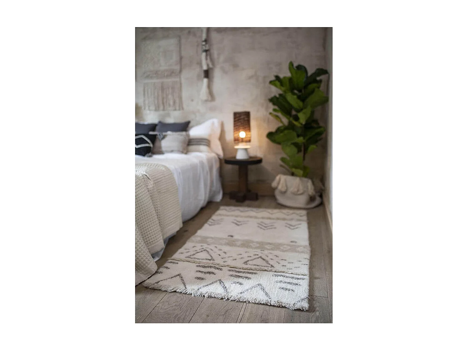 Alfombra bohemia beige con dibujos 80 x 140 cm