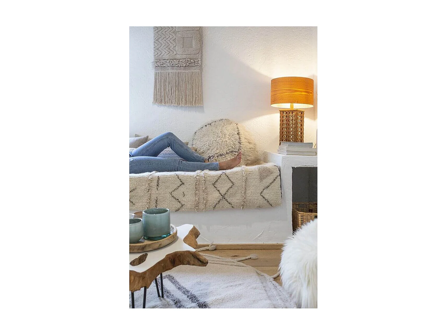 Alfombra bohemia beige con dibujos 80 x 140 cm