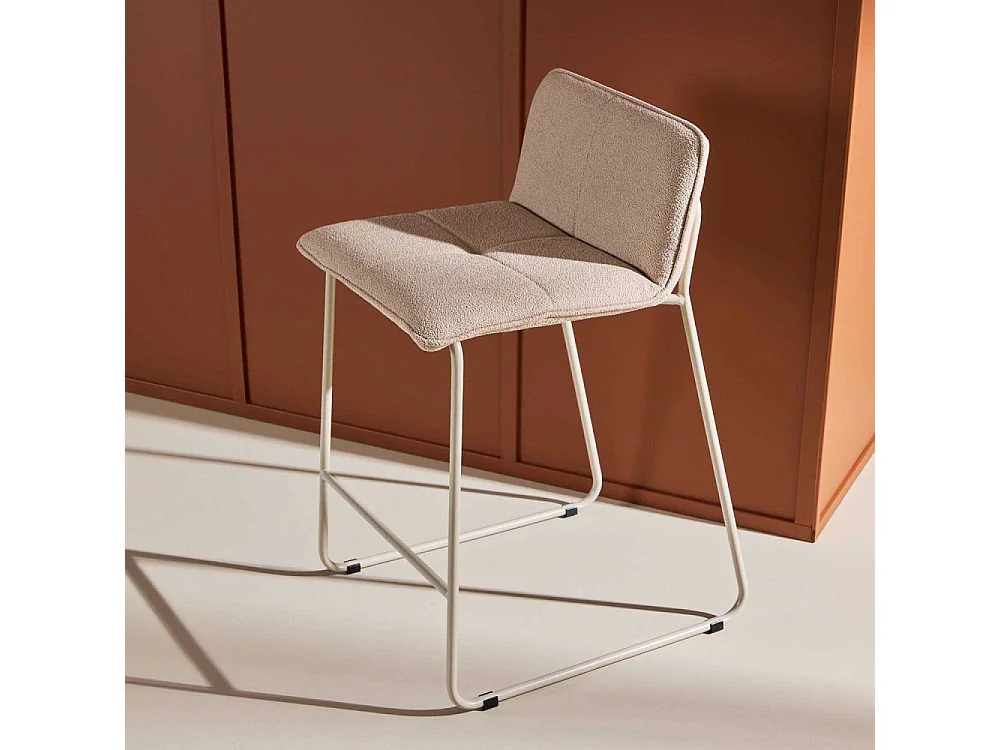 Chaise de bar en tissus bouclette et acier Bisbee