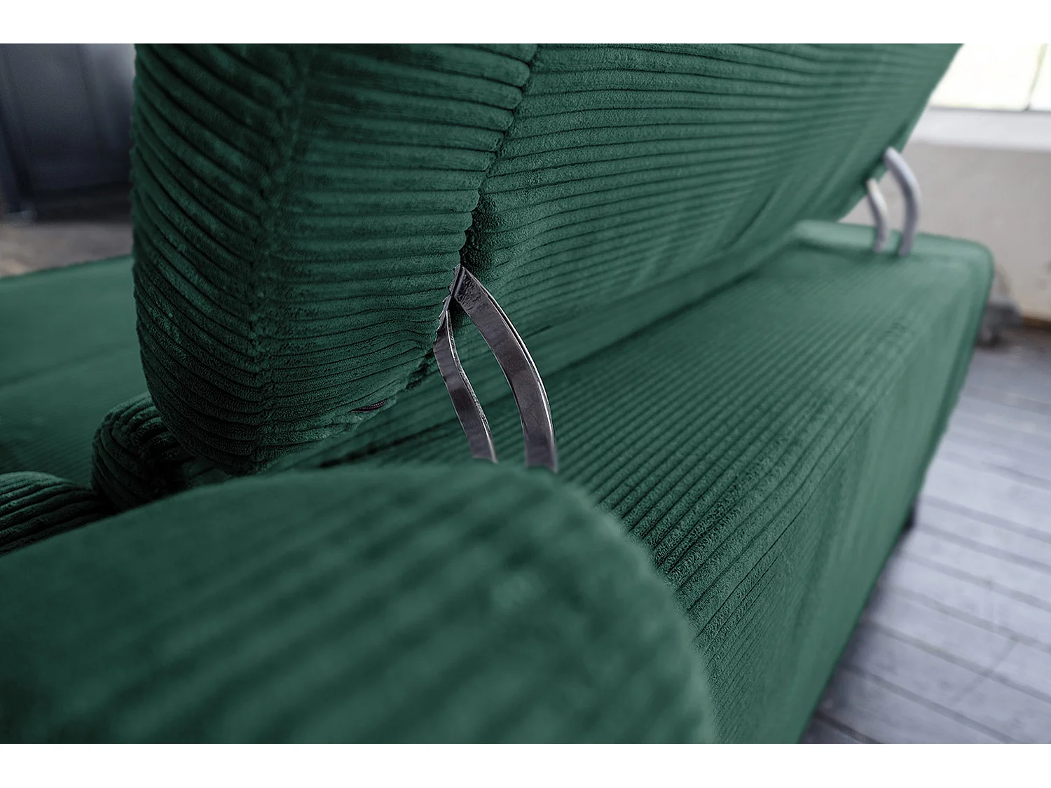 Sofá esquinero - verde esmeralda Pana - LAISKA