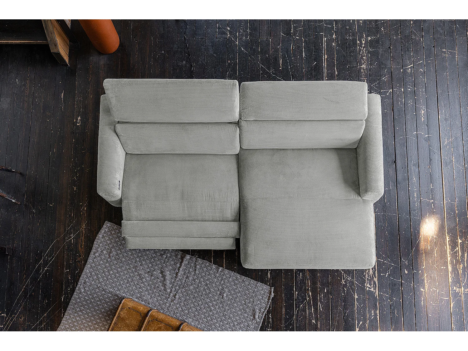 Sofá esquinero - gris claro Pana - LAISKA