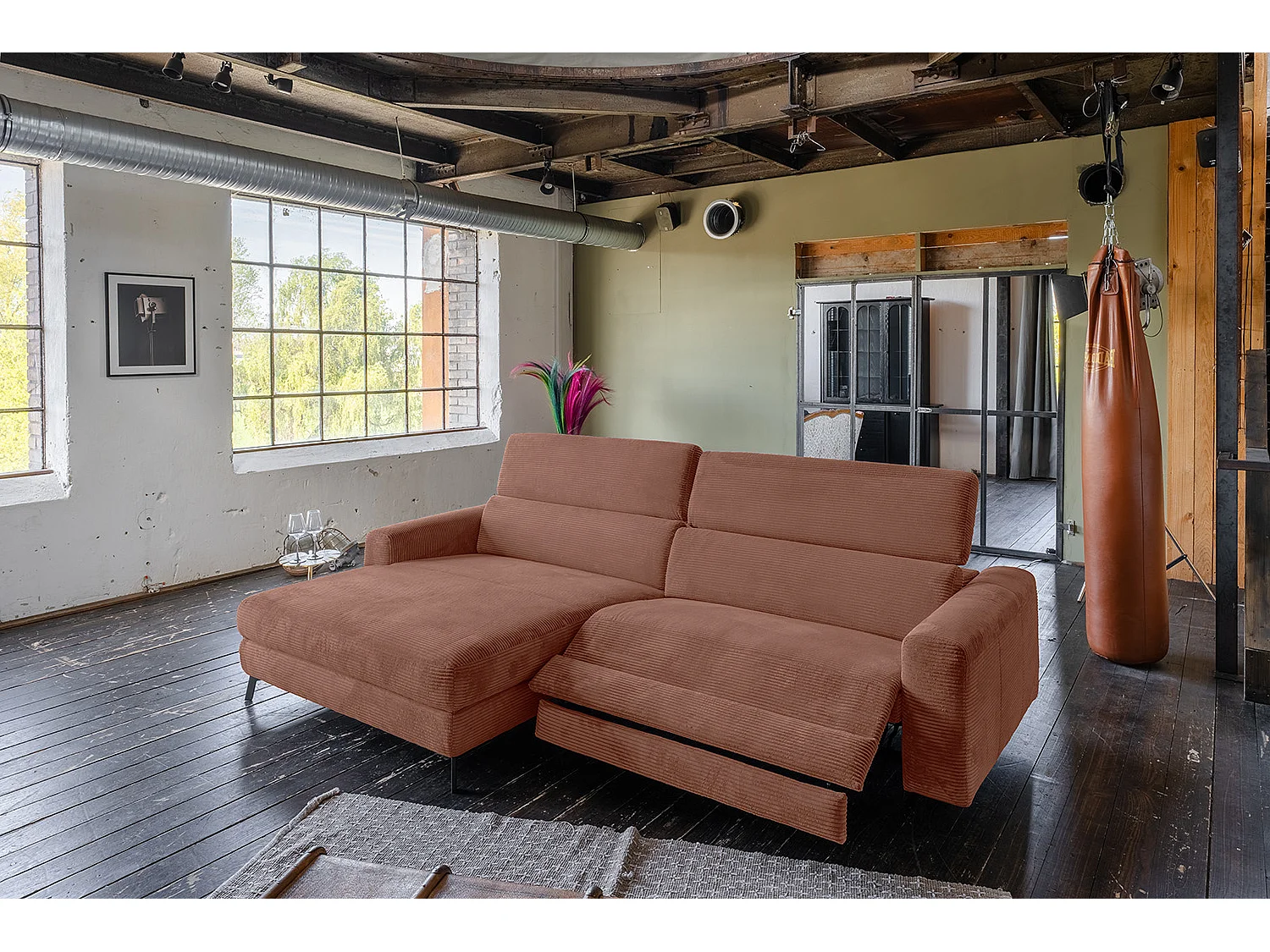 Sofá esquinero - marrón Pana - LAISKA