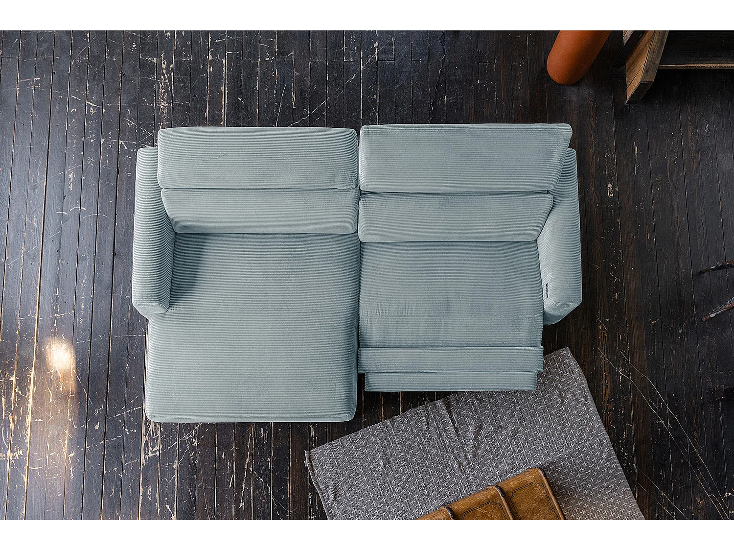 Sofá esquinero - azul claro Pana - LAISKA