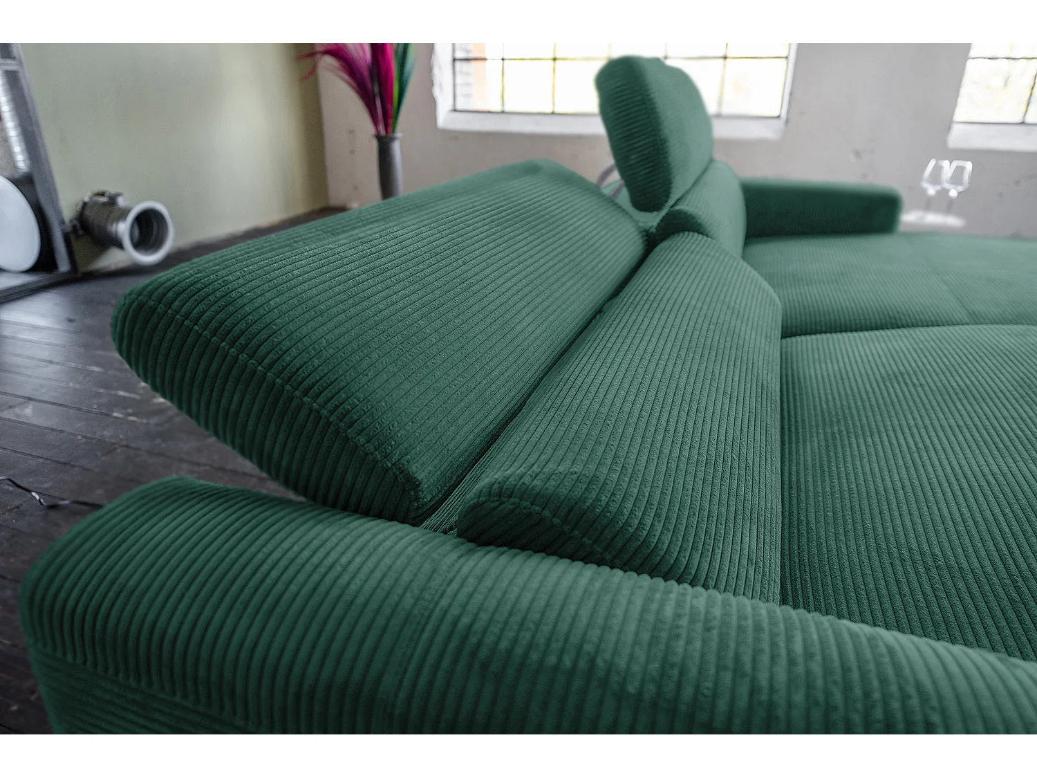 Ecksofa - Smaragdgrün Cord - LAISKA