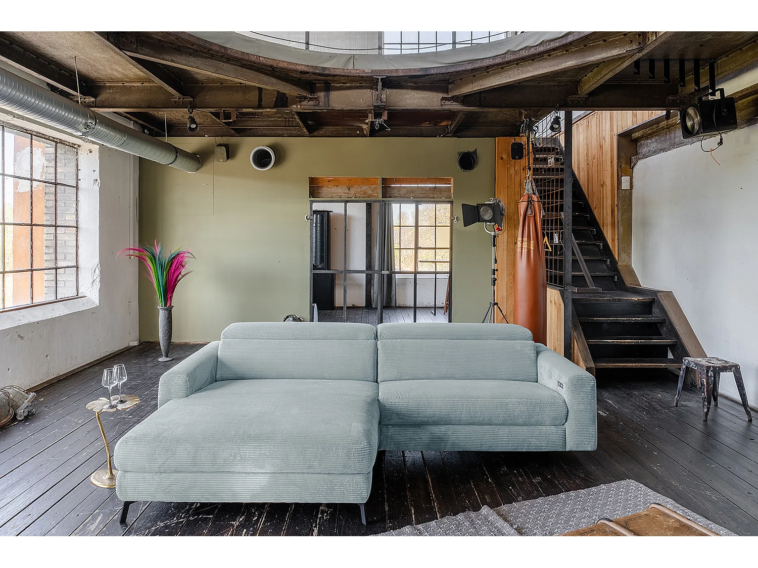 Ecksofa - Hellblau Cord - LAISKA