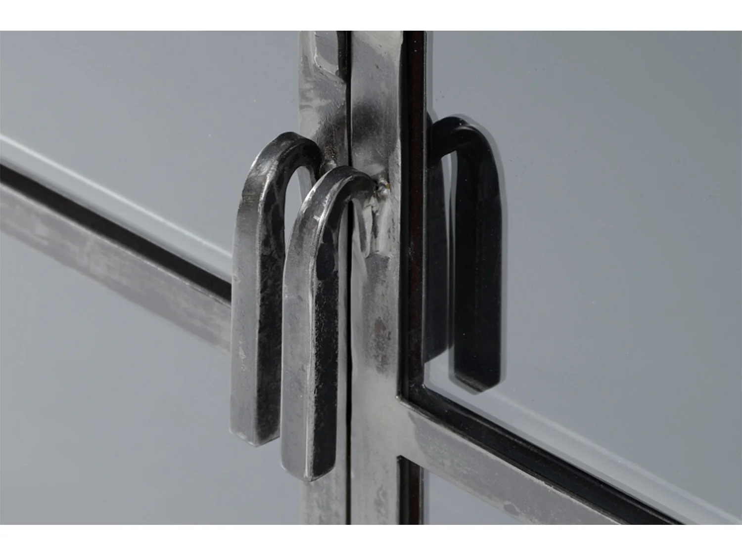 Aparador - Negro metal - BREST