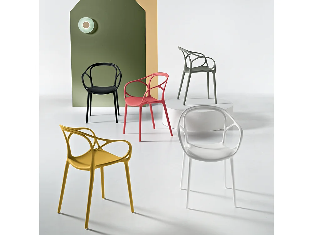 Conjunto de 2 cadeiras amarelas modernas "Mistral" para jantar em polipropileno versátil cm 57x55 80h