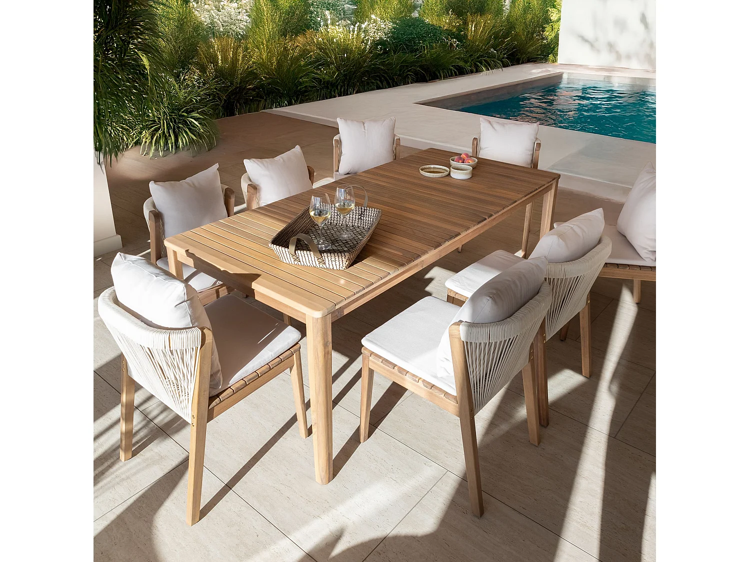 Now's Home - Ensemble De Jardin Table 2m+ 8 Chaises En Acacia Avec Coussin Blanc Fidji