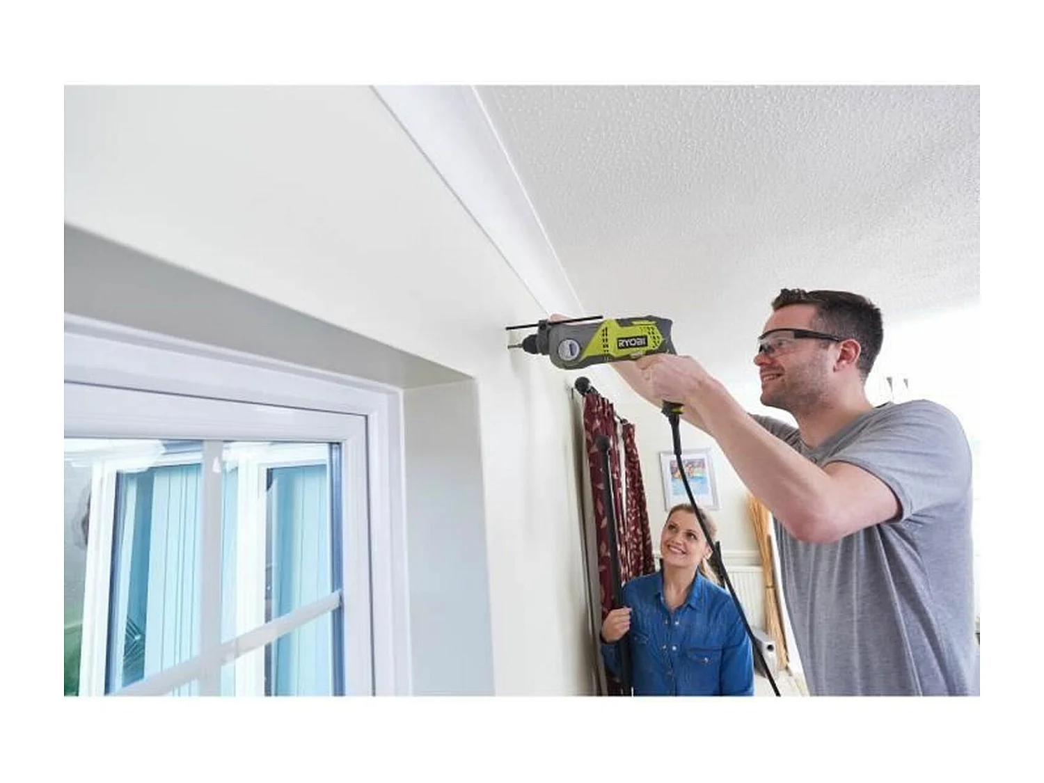 Marteau perforateur 650 W