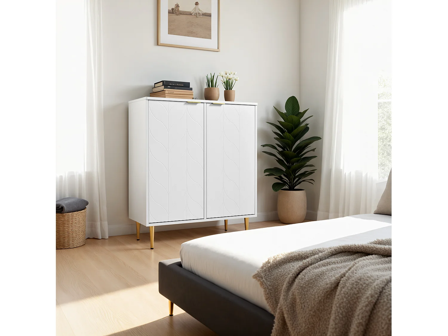 URBAN MEUBLE Buffet moderne motif floral blanc laqué avec pieds et poignées plaqués dorées