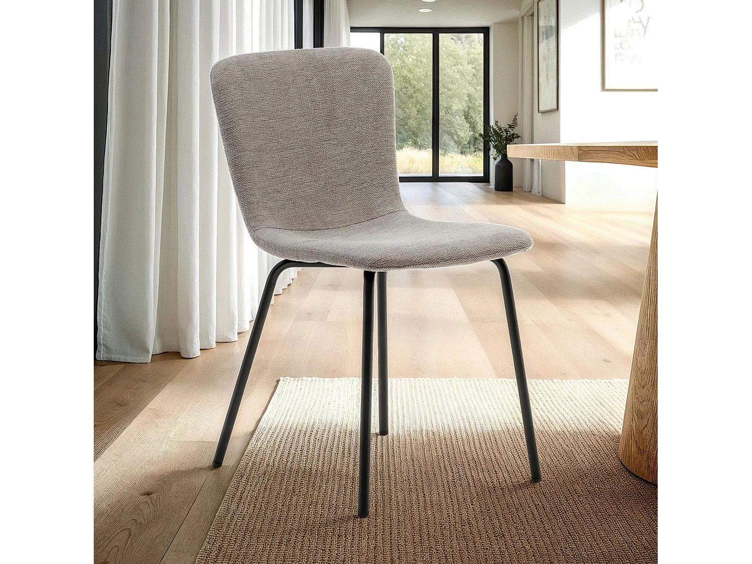 Lot de 4 chaises AUDREY avec revêtement en tissu gris et structure en métal noir, chaise de salle à manger