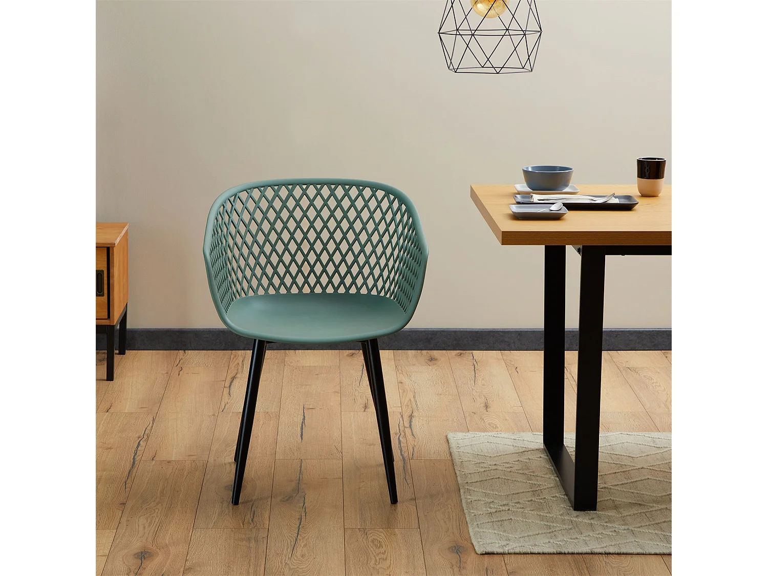 Lot de 4 chaises de salle à manger ou cuisine MADEIRA en plastique vert de gris