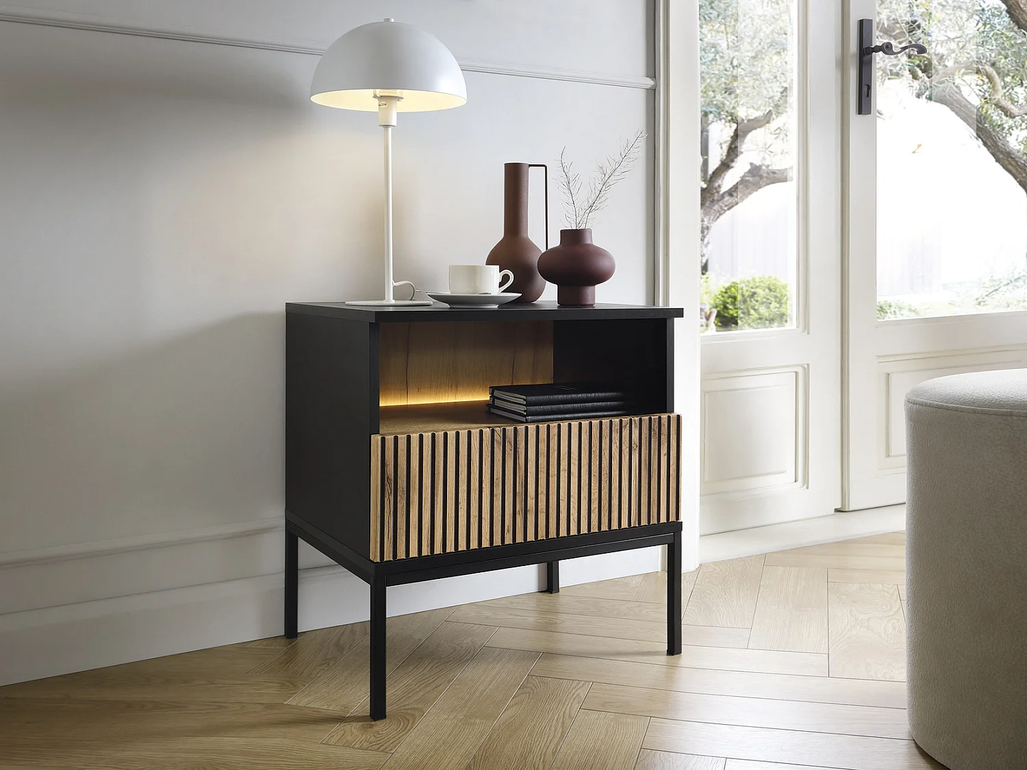 Table de chevet 50 cm Haller - Lamelles, Loft, éclairage LED - Table de nuit avec tiroir (Noir + Marron)