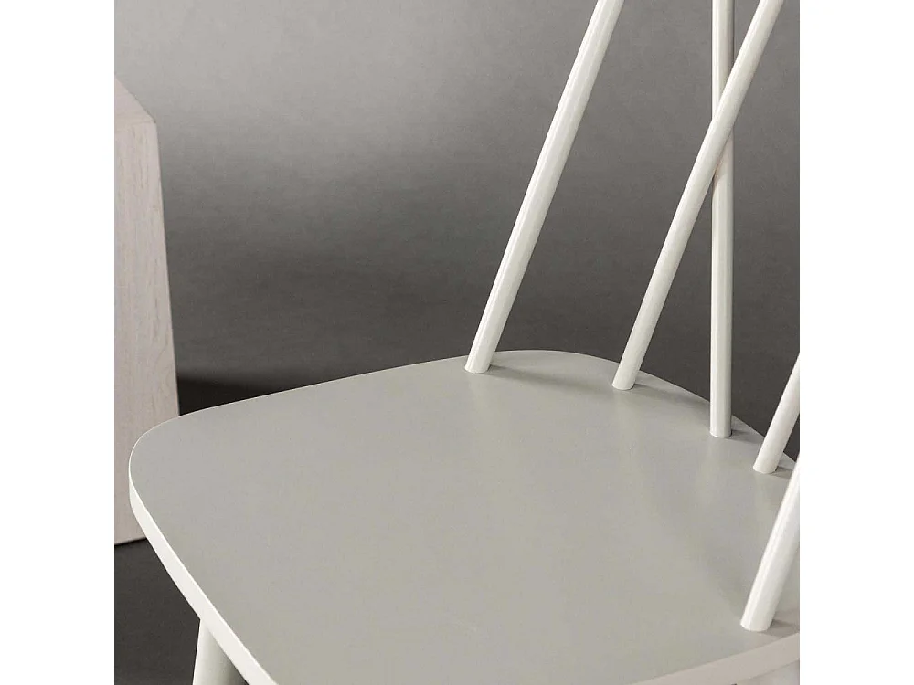 Chaise en bois d'hévéa Mariette