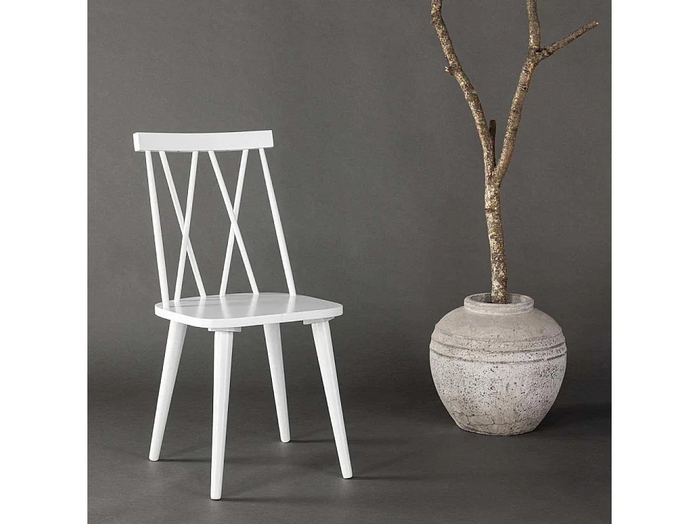 Chaise en bois d'hévéa Mariette