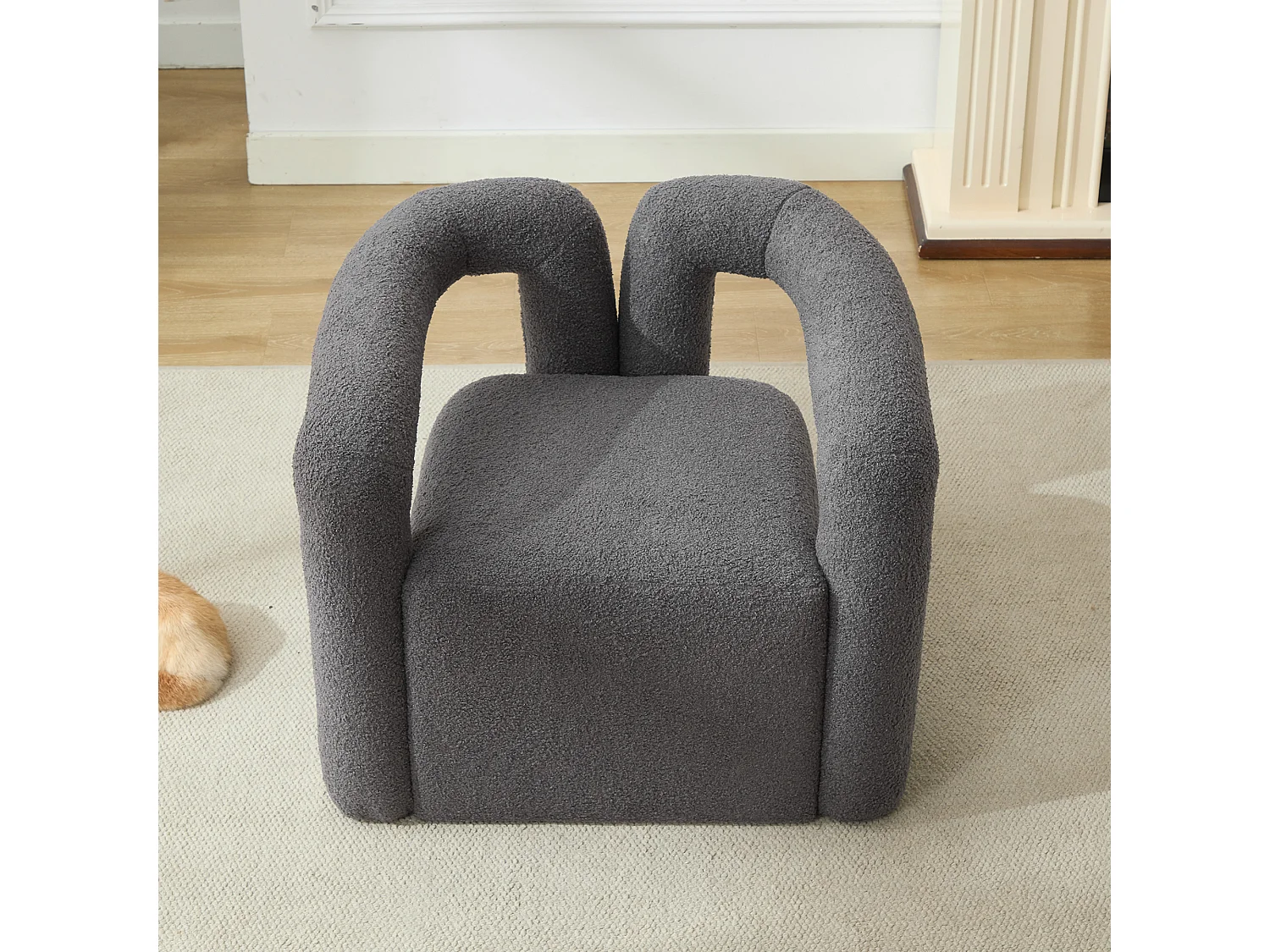 Chaise moderne avec accoudoirs en peluche - 75 x 57 x 60 cm - Gris