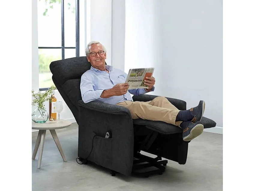 Poltrona relax elettrica reclinabile con sollevatore e ruote Horizon