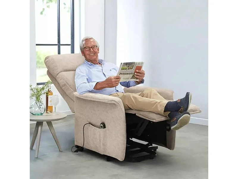 Poltrona relax elettrica reclinabile con sollevatore e ruote Horizon