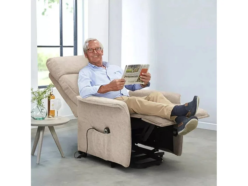 Poltrona relax elettrica reclinabile con sollevatore e ruote Horizon