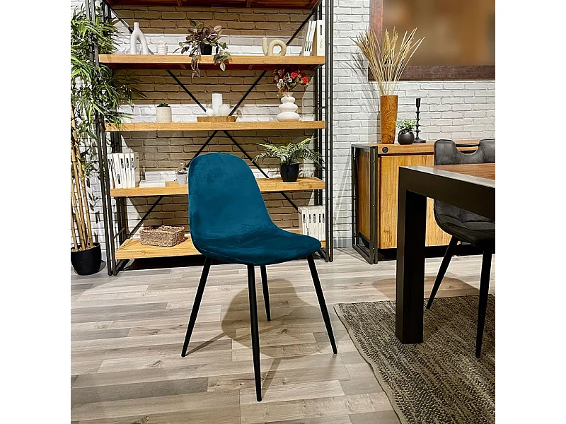Lot de 2 chaises en velours bleu canard avec pieds métal noir – BIBA 2