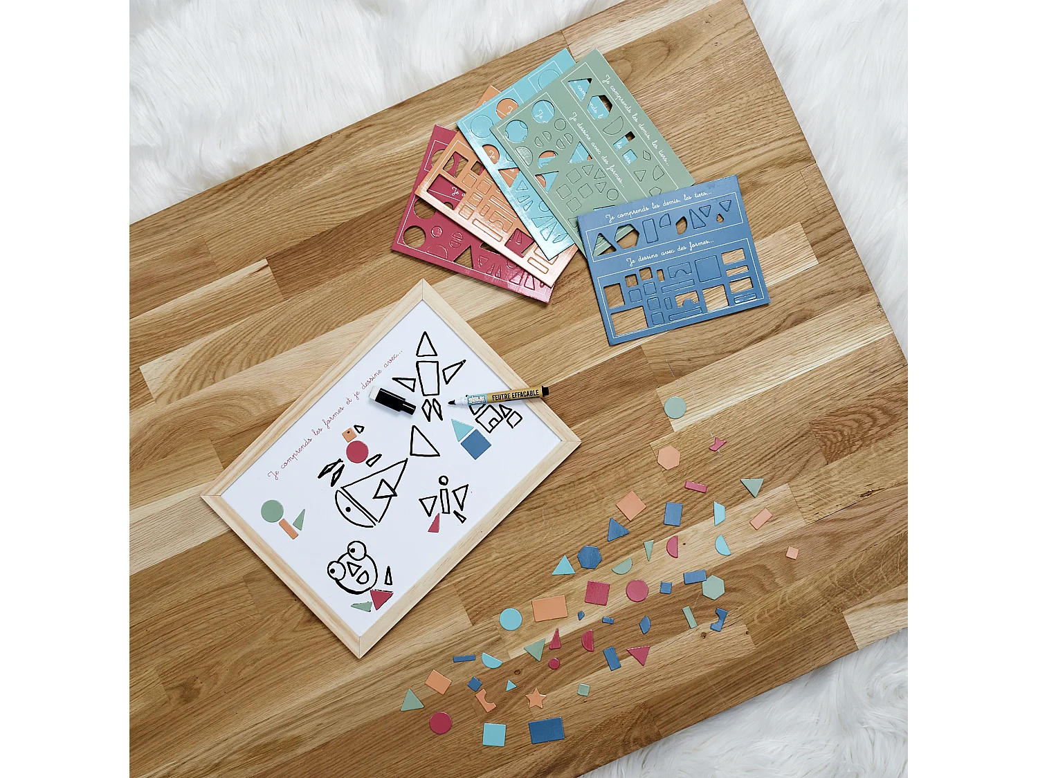 Tableau En Bois Je Comprends Les Formes Multicolore