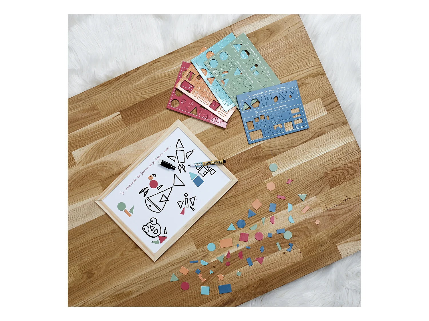 Tableau En Bois Je Comprends Les Formes Multicolore
