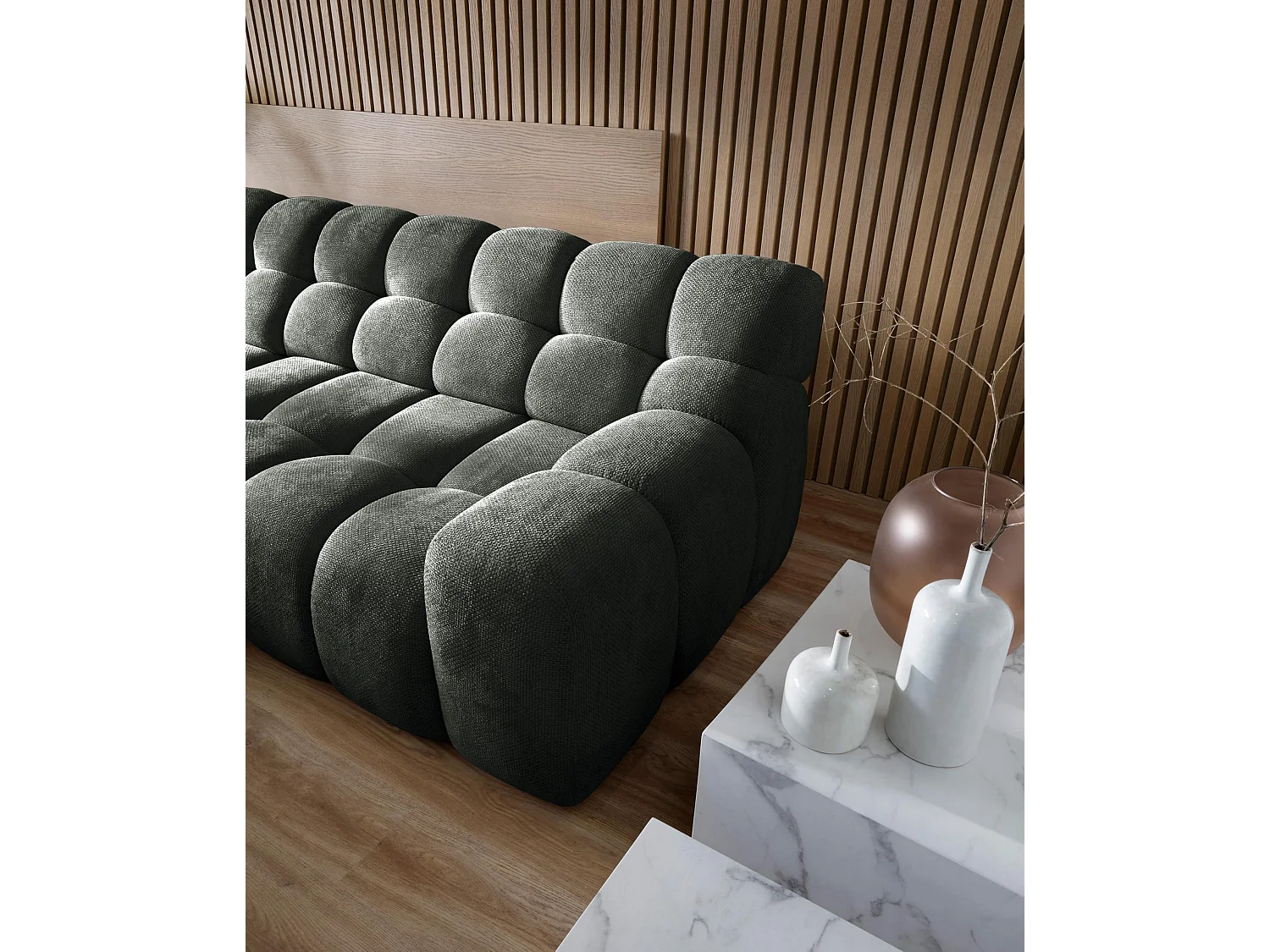 Ecksofa CAMPILE DomoHome, elektrisch verstellbarer Sitz, verstellbare Kopfstützen, linke Ecke, 288x119x85 cm, GRÜN
