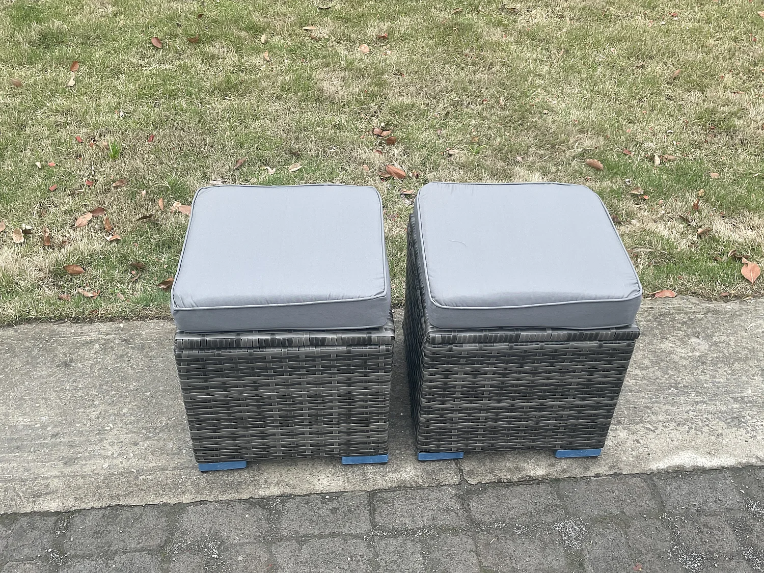 9-Sitzer Polyrattan Gartenmöbel Set mit Beistelltisch