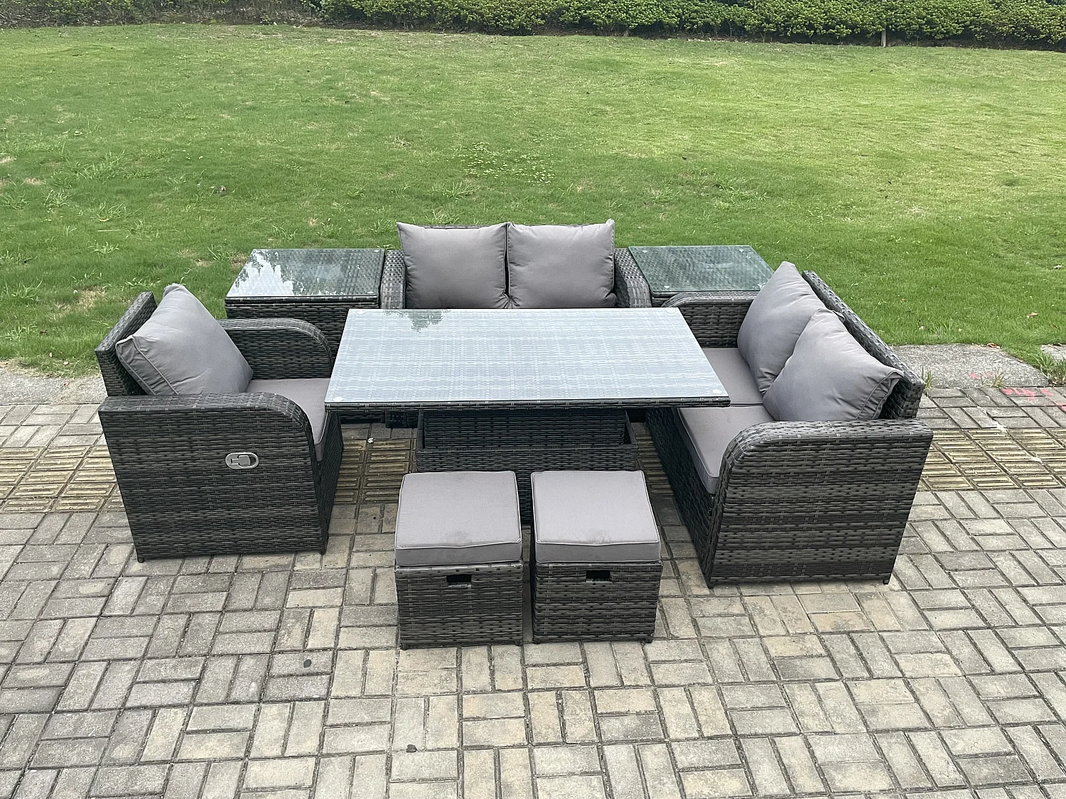 7-Sitzer Polyrattan Gartenmöbel Set mit Esstisch Hocker