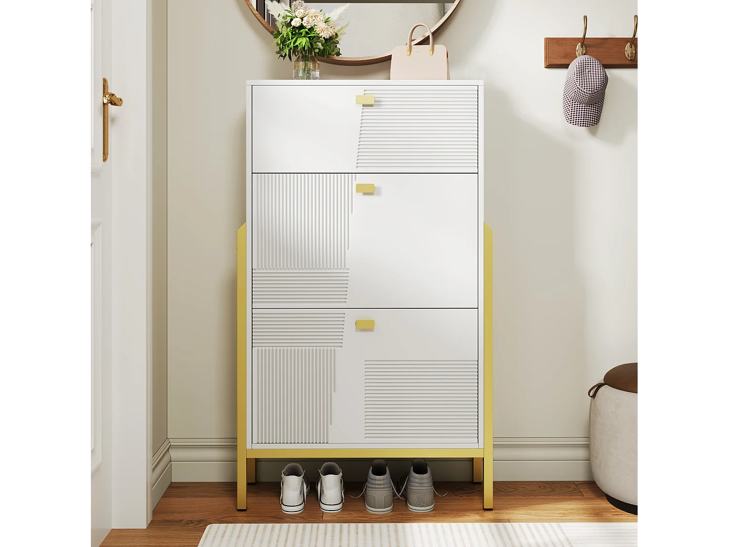 Scarpiera con 2 ante e 1 cassetto - 65 x 25 x 120,5 cm - Maniglie e piedini dorati - Pannello truciolare - Bianco