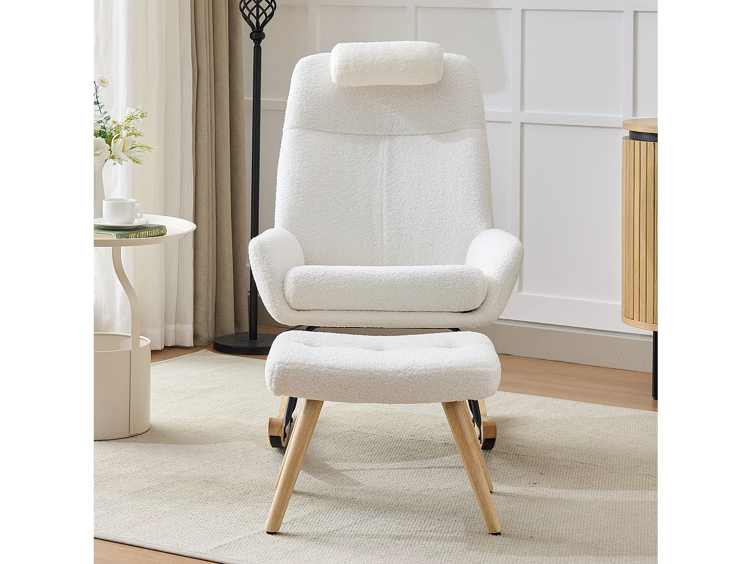 Teddy Velvet Schommelstoel met Voetenbank en Hoofdsteun - 54 x 98 x 96,5 cm - Wit
