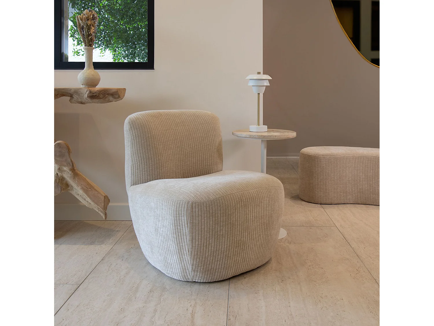 Now's Home - Fauteuil Tissu Velours Cotele Beige Structure Bois 65x71x68cm Come