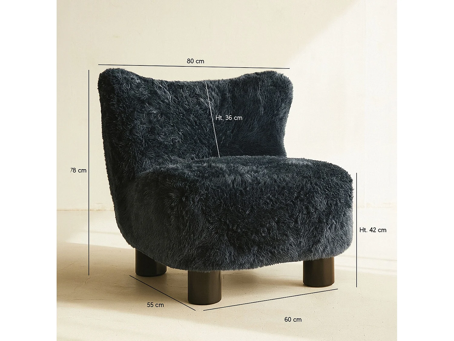 Now's Home - Fauteuil Effet Fourrure Bleu Avec Pieds En Bois Noir  76x81x77cm Artic
