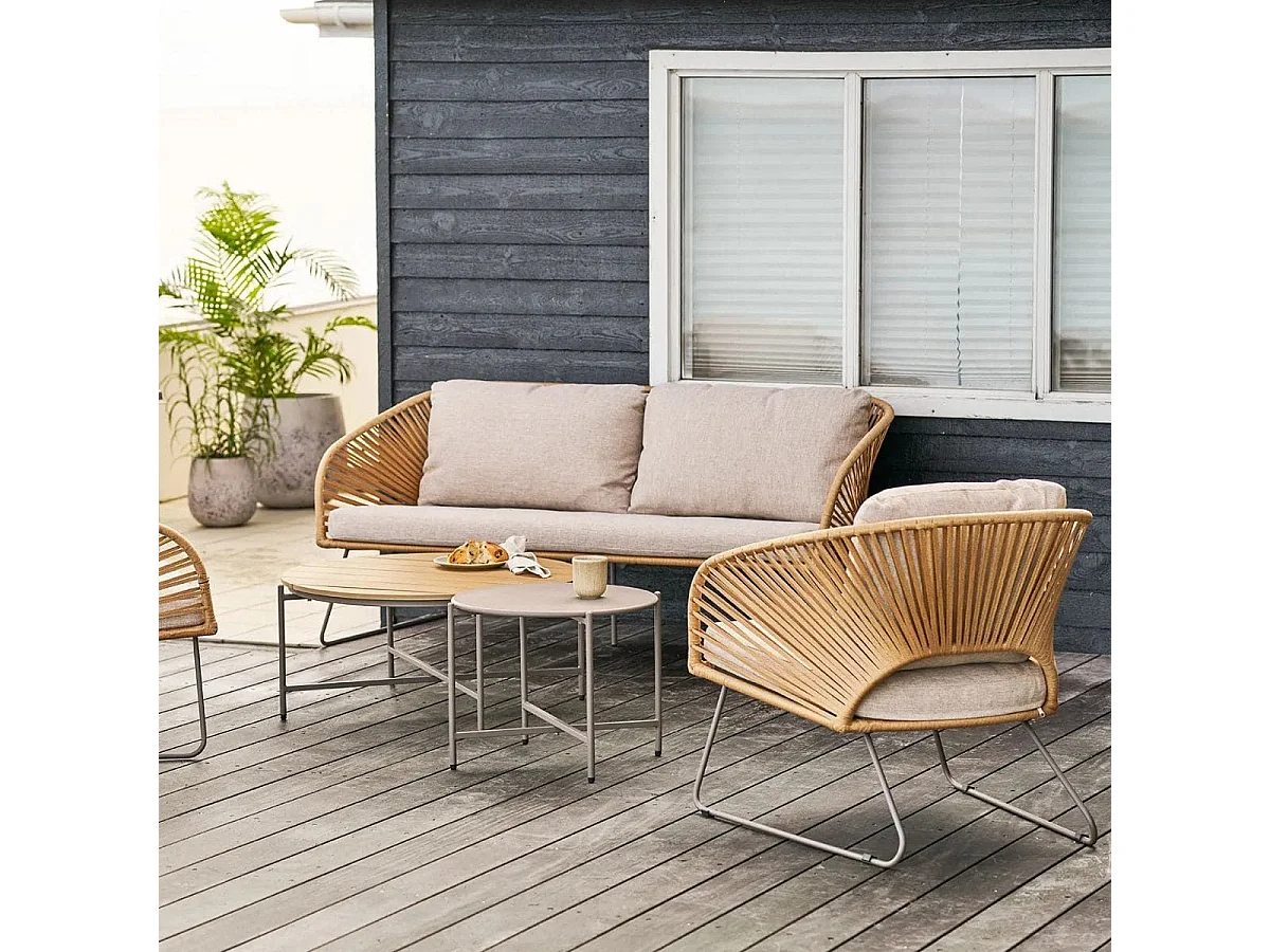 NOALIA - Salon de Jardin Complet Tables Gigogne Beige en Acier et Imitation Rotin