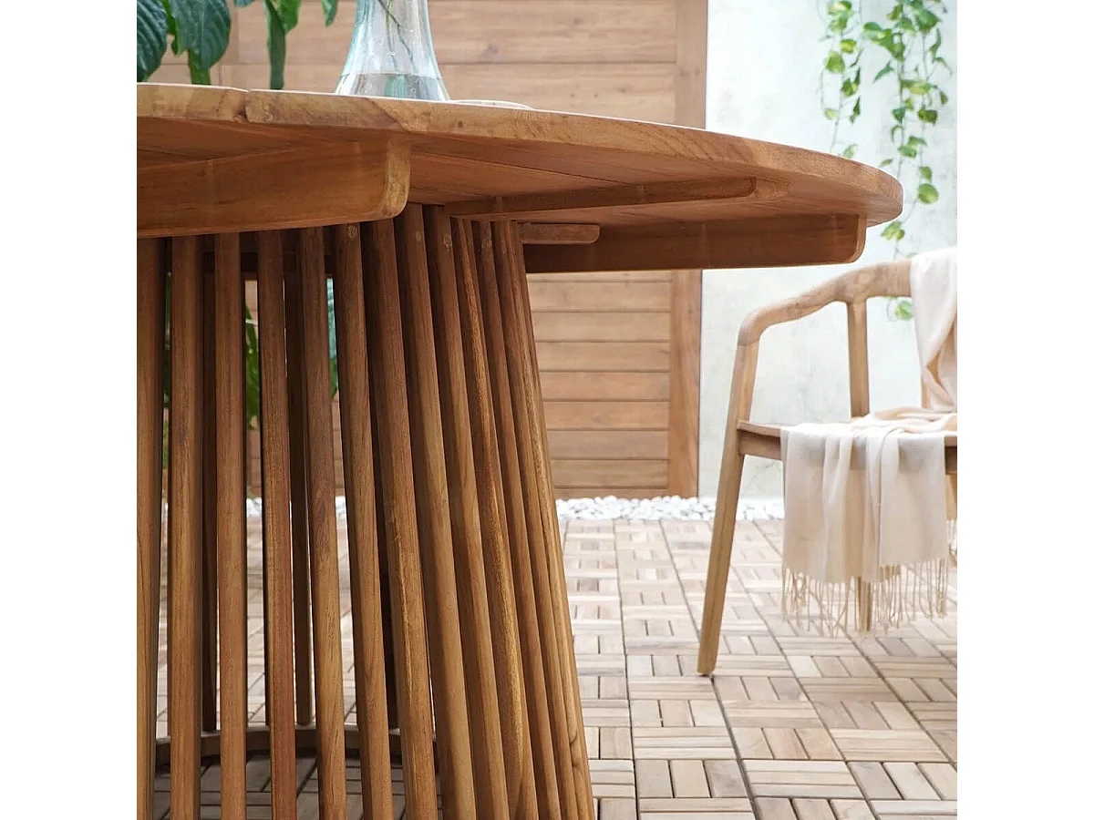 LIRICIA - Table Repas de Jardin Ø120cm en Teck Massif Pied Central Ajouré