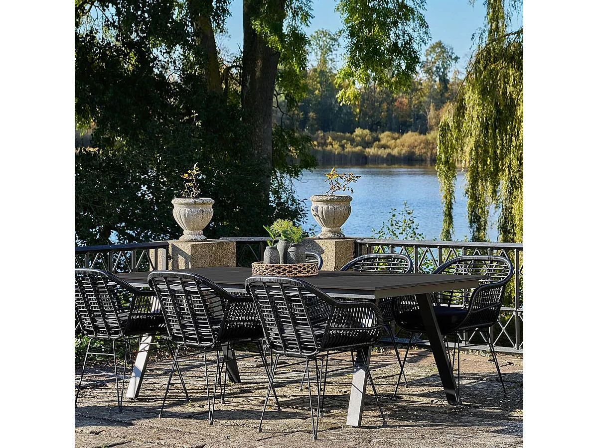 CLIFF - Table de Jardin Plateau en PE Aspect Bois Noir Pieds en Aluminium Noir