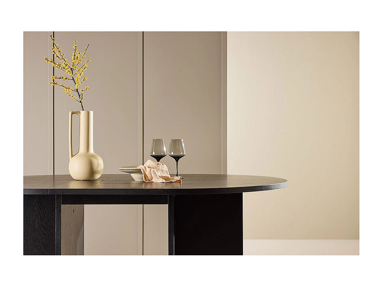 Strada table à manger Ø120cm. avec rallonge noir.