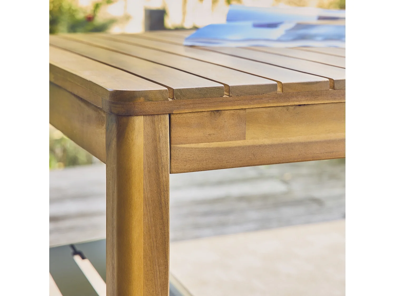 Mesa de jardín de acacia con esquinas redondeadas, 8 plazas natural