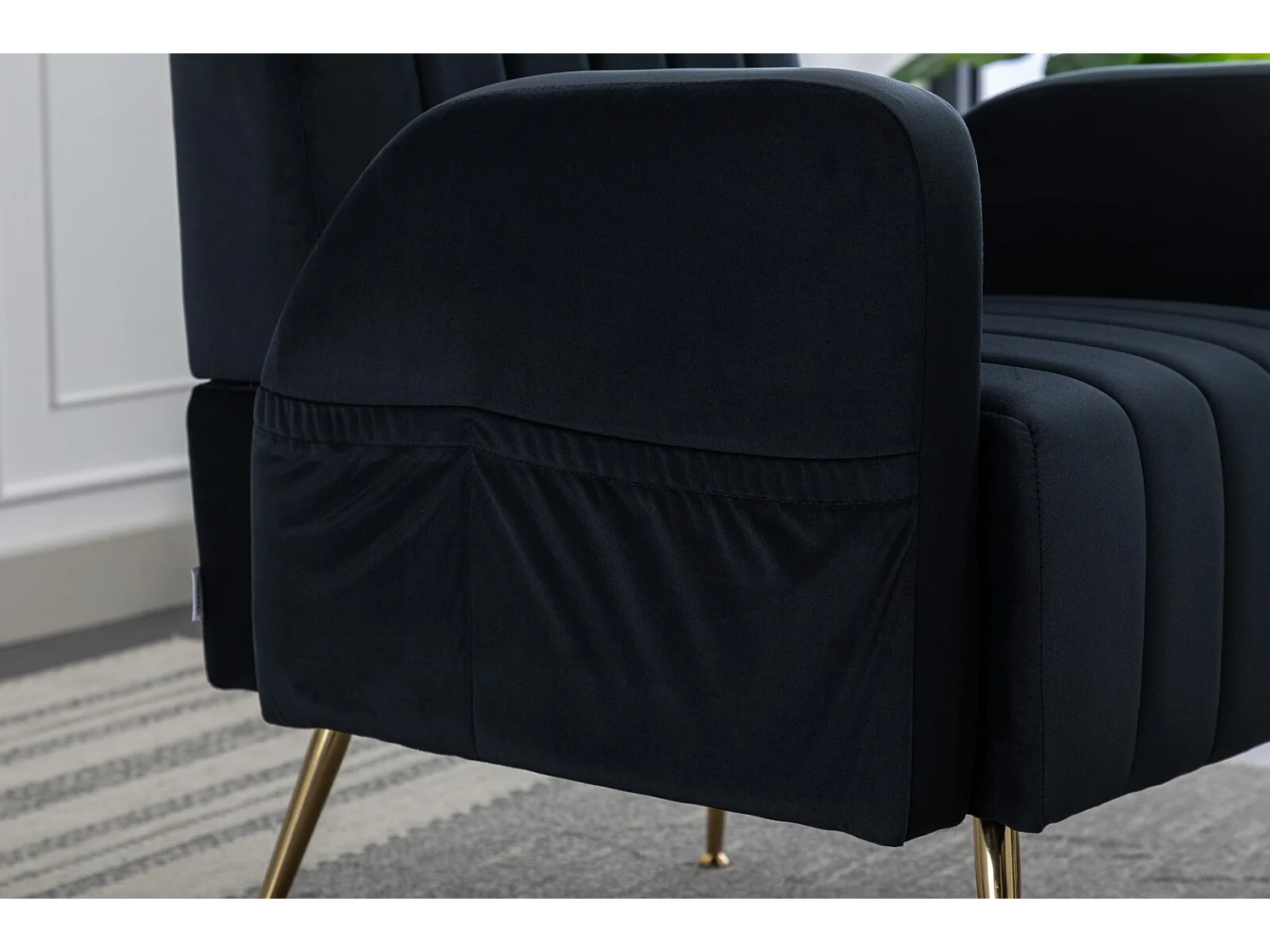 Zwart fluwelen Converteerbare fauteuil, met zijzakken, metalen voeten, max 90 kg belasting, 69x72x93cm