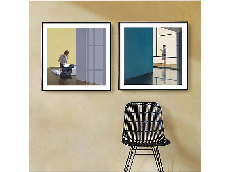 Lot de 2 chaises noires style nature aspect rotin en résine tressée et pieds en métal