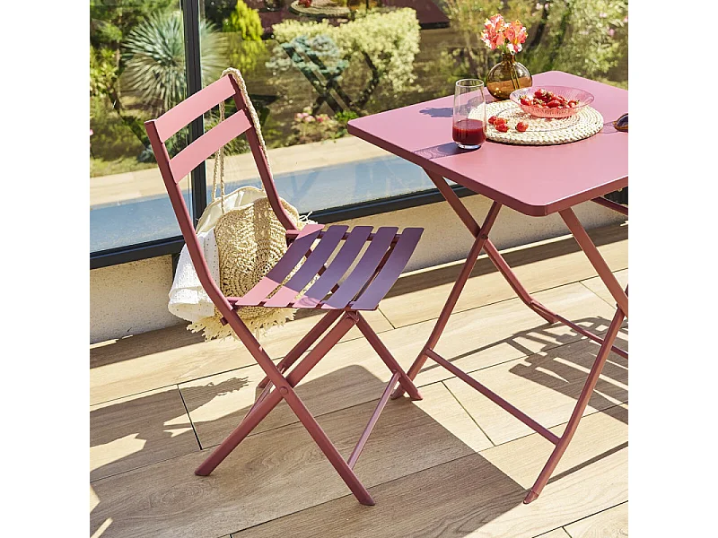 Chaise métal pliante Greensboro lie de vin Hespéride