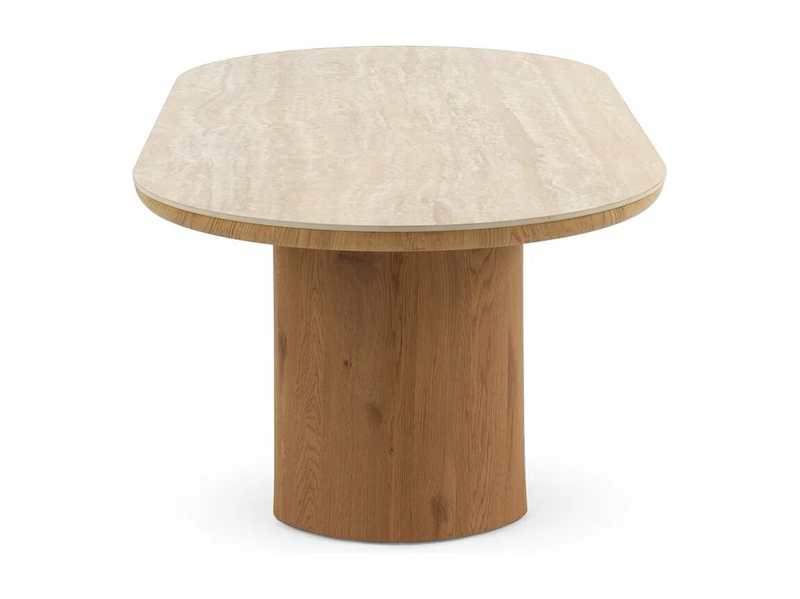 Mesa comedor oval chapada en roble con sobre cerámico mármol travertino
