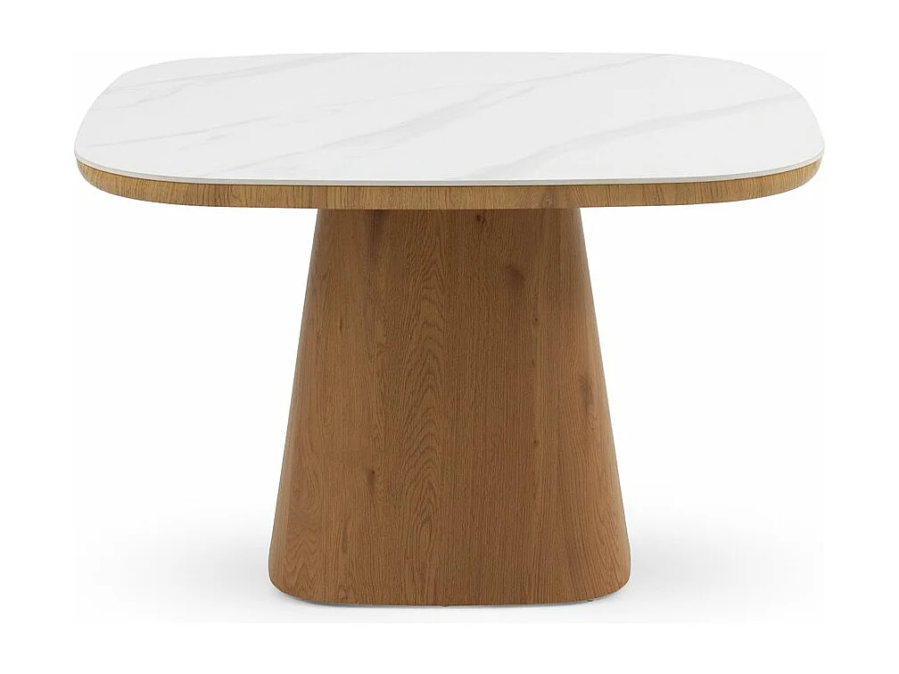 Mesa comedor chapada en madera de roble con sobre cerámico blanco calacatta